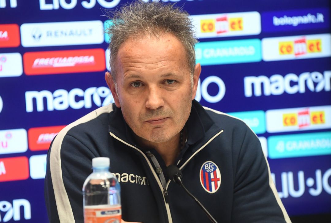 米以防守反 米以防守反