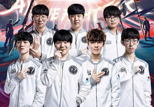 尔顿与朱 尔顿与朱