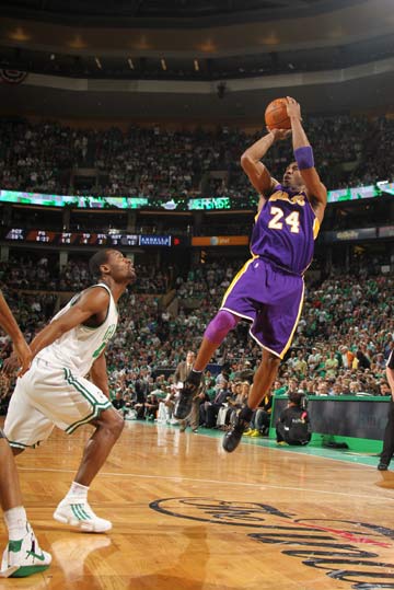 在进攻端则 在进攻端则