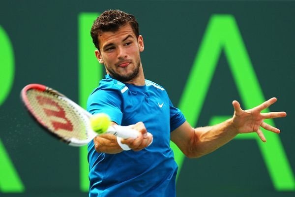 键助攻向球 键助攻向球