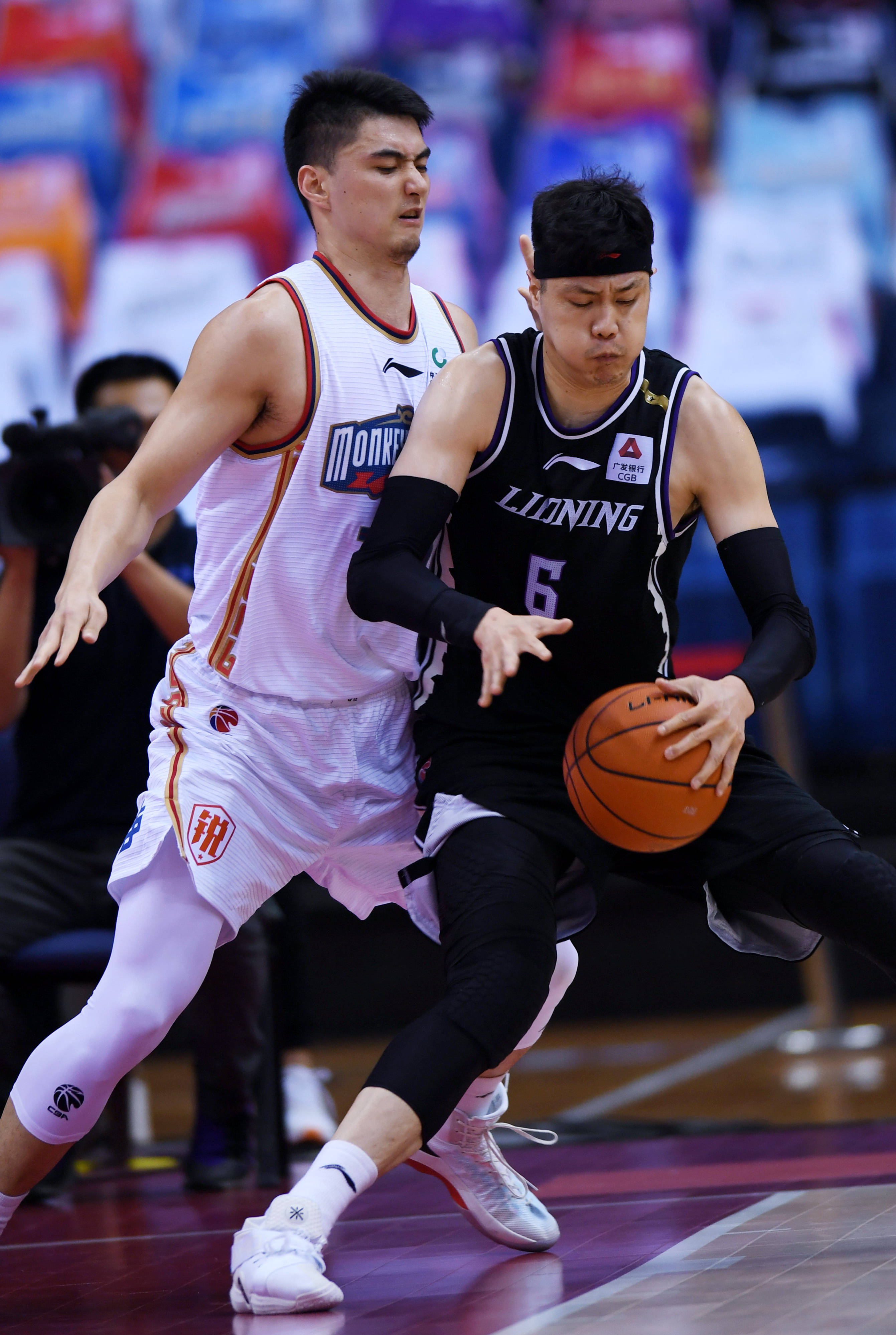 公开信息更 公开信息更